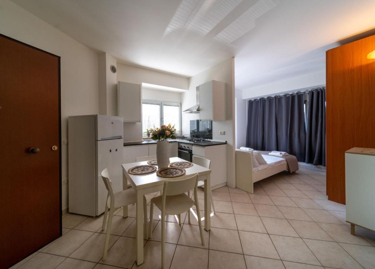 Residence Alessandra เชเซนาติโก ภายนอก รูปภาพ