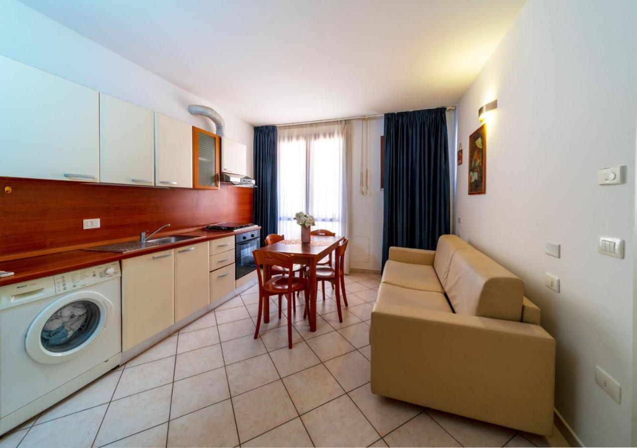 Residence Alessandra เชเซนาติโก ภายนอก รูปภาพ